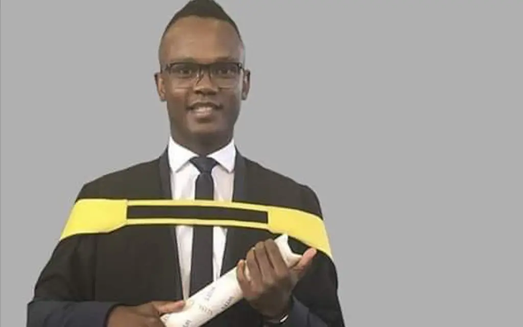 South African Footballers with University degrees