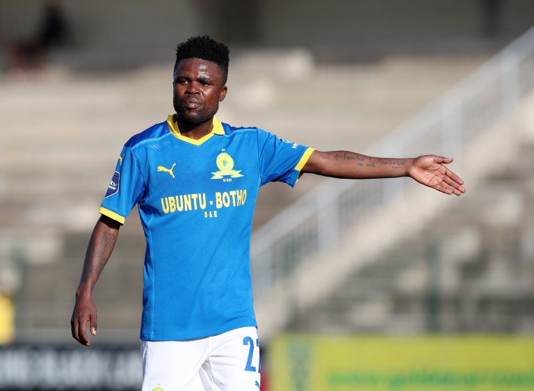 Lesedi Kapinga Salary at Mamelodi Sundowns 2022