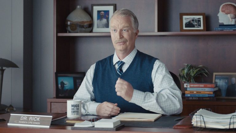 12 Best Progressive Commercial Cast With their Photos 2024