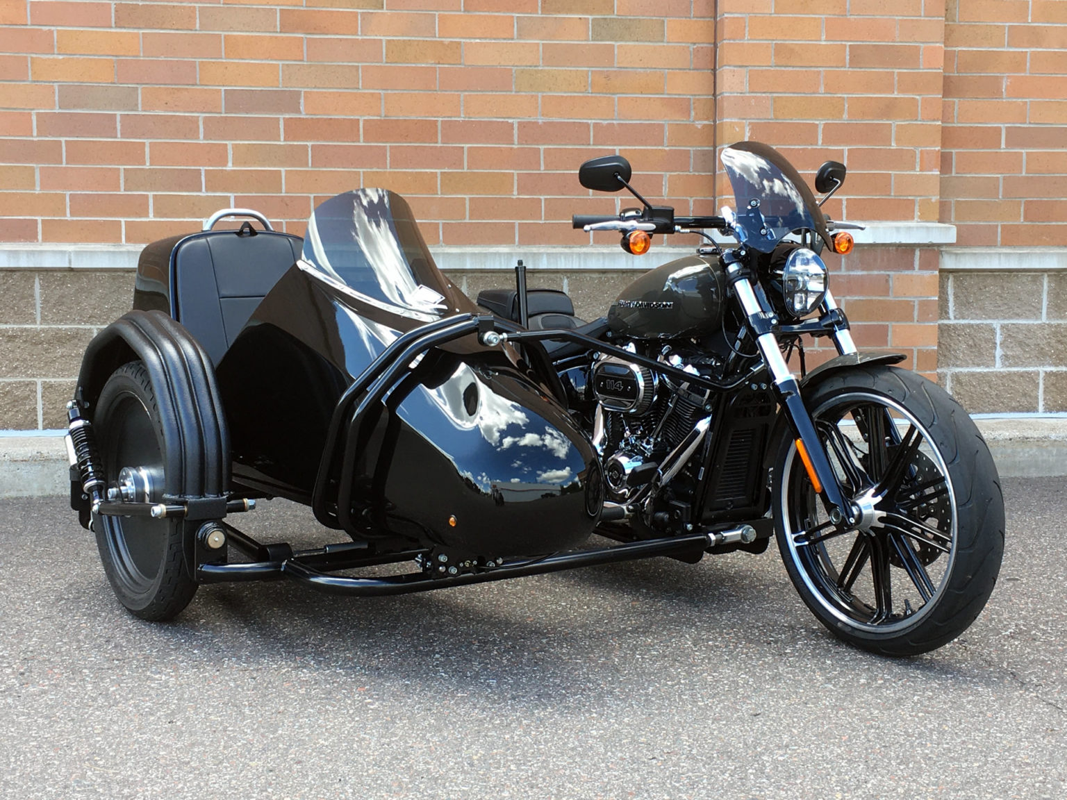 emcor motorcycle with sidecar