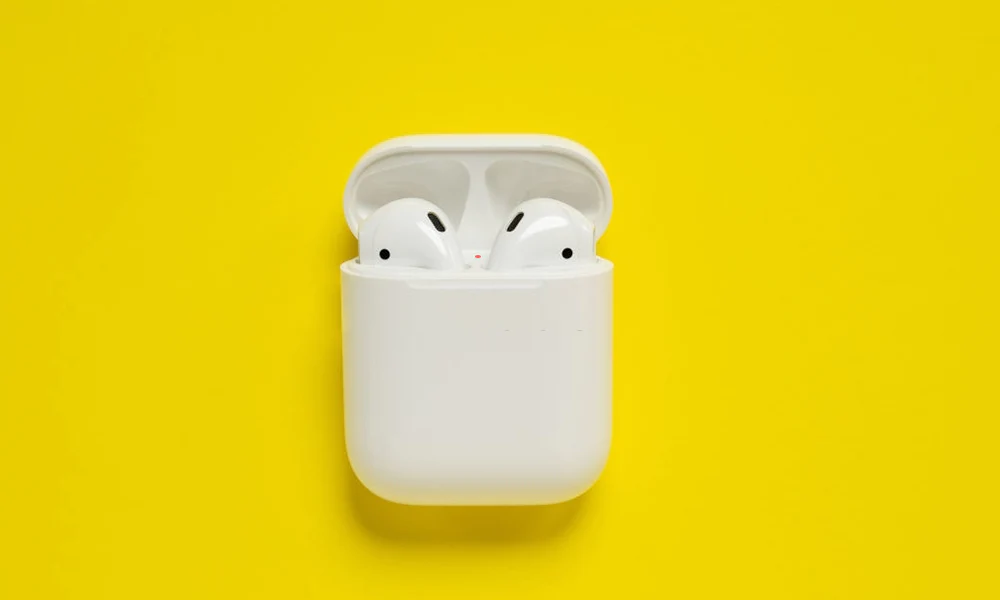 Why Do AirPods Keep Pausing 2023