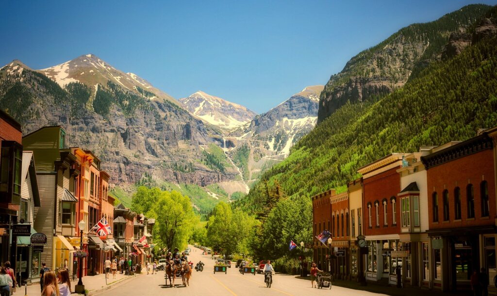 Top 20 Colorado Mountain Towns to Visit 2023