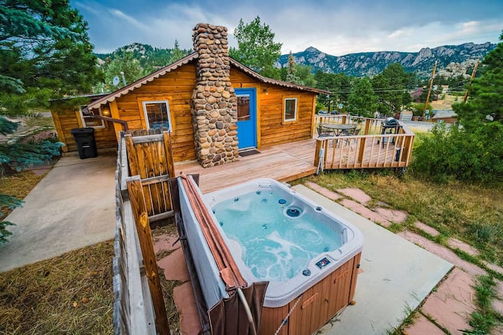 us-cabins-with-hot-tubs