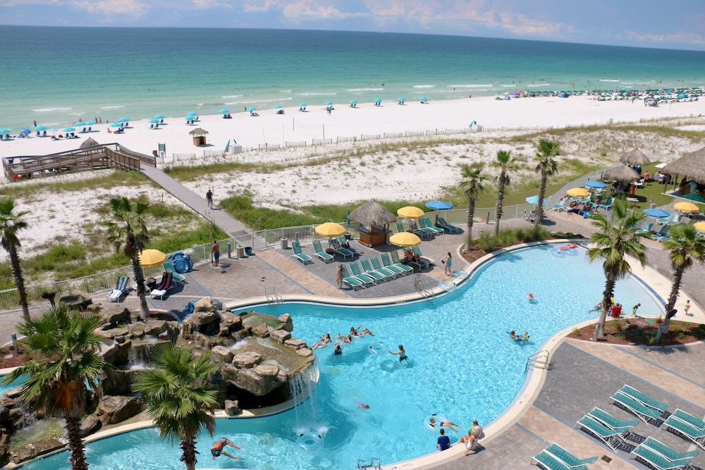 resorts-with-lazy-rivers-in-florida