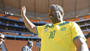 Jomo Sono Biography