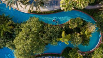 resorts-with-lazy-rivers-in-florida