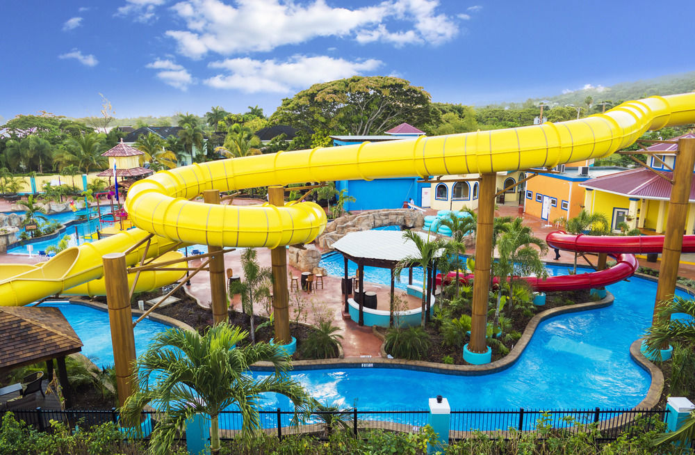 best-resorts-with-water-parks