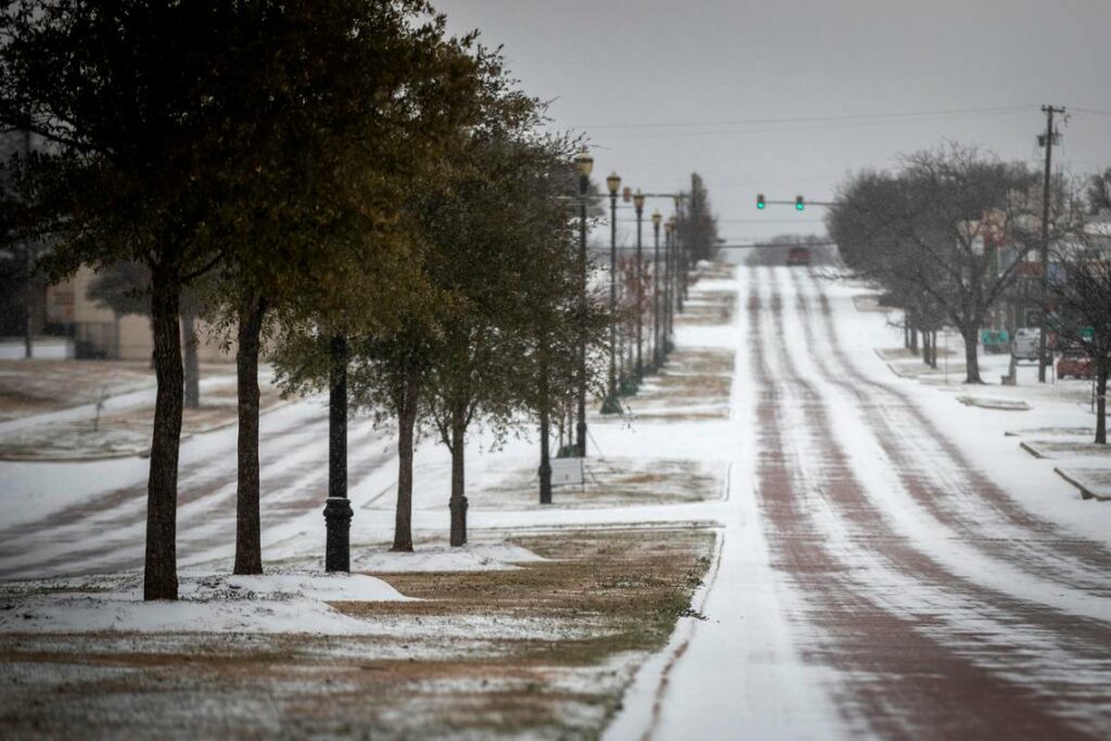best-places-to-see-snow-in-texas