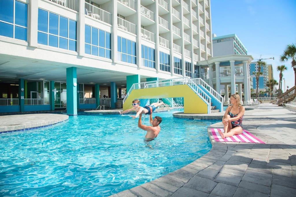 top-myrtle-beach-resorts-with-waterparks