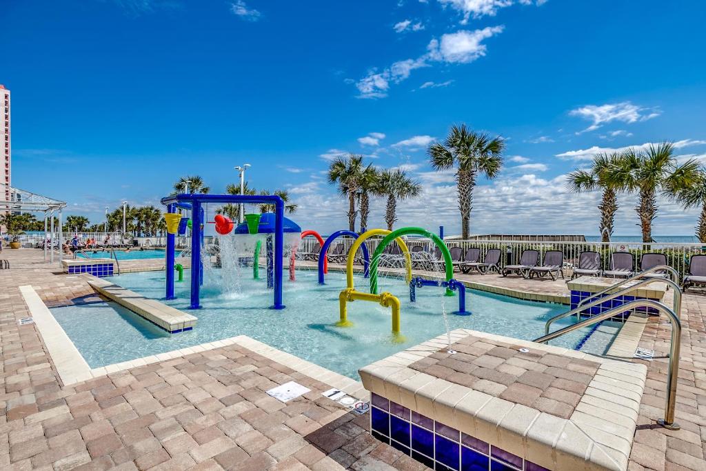 top-myrtle-beach-resorts-with-waterparks