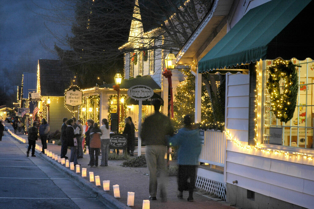 christmas-towns-in-north-carolina