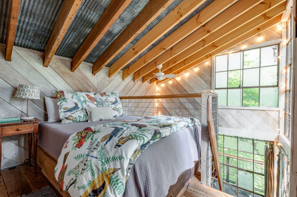 most-dreamy-treehouse-airbnbs-in-the-united-states