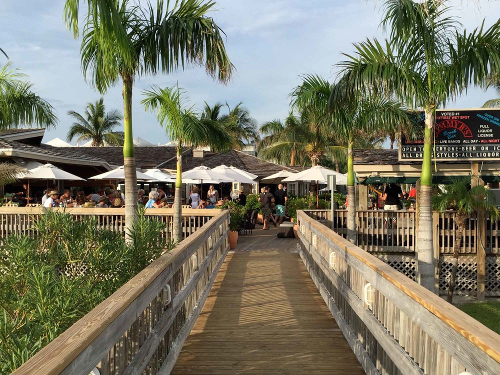 best-beach-bars-in-florida-you-can-enjoy-this-summer