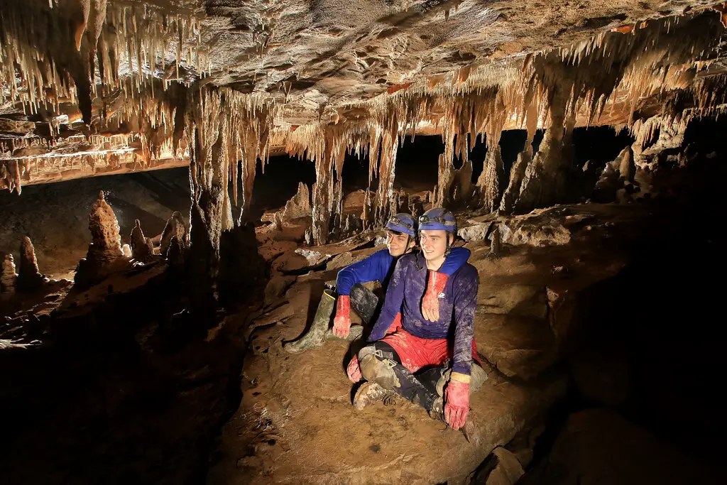 beautiful-georgia-caves-caverns-to-visit