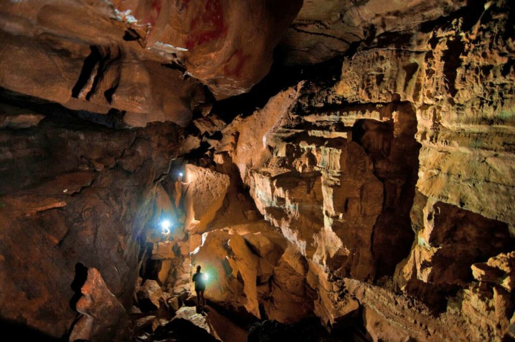 beautiful-georgia-caves-caverns-to-visit