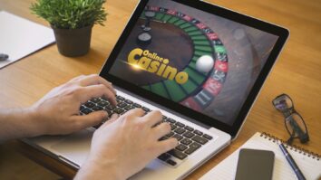 How You Can Stay Safe While Gambling Online