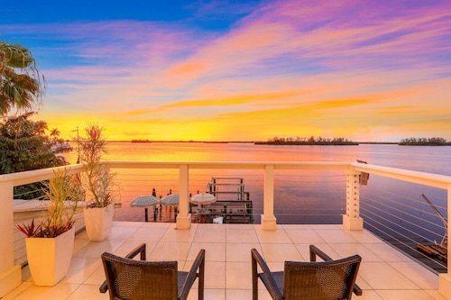 luxury-beach-house-rentals-florida