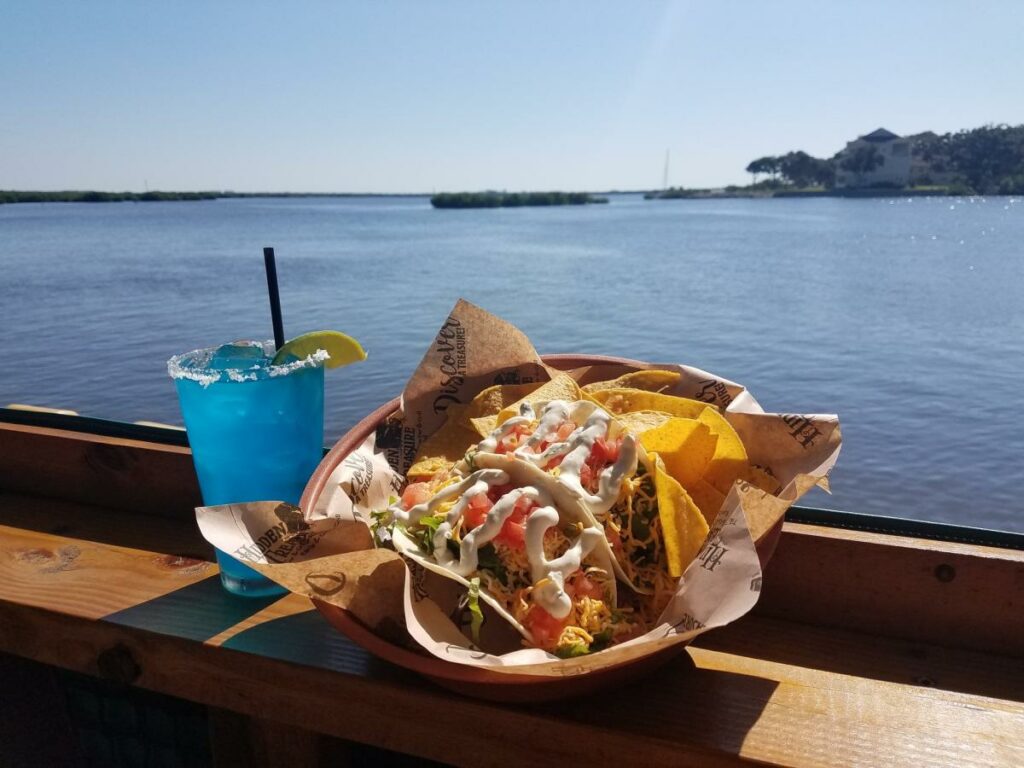 best-tiki-bars-restaurants-in-florida