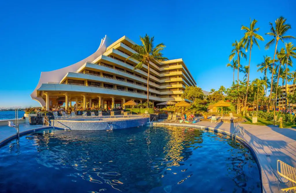 most-affordable-beach-resorts-hawaii