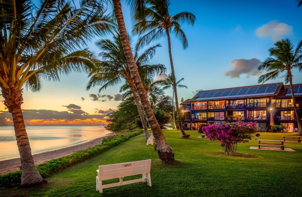 most-affordable-beach-resorts-hawaii