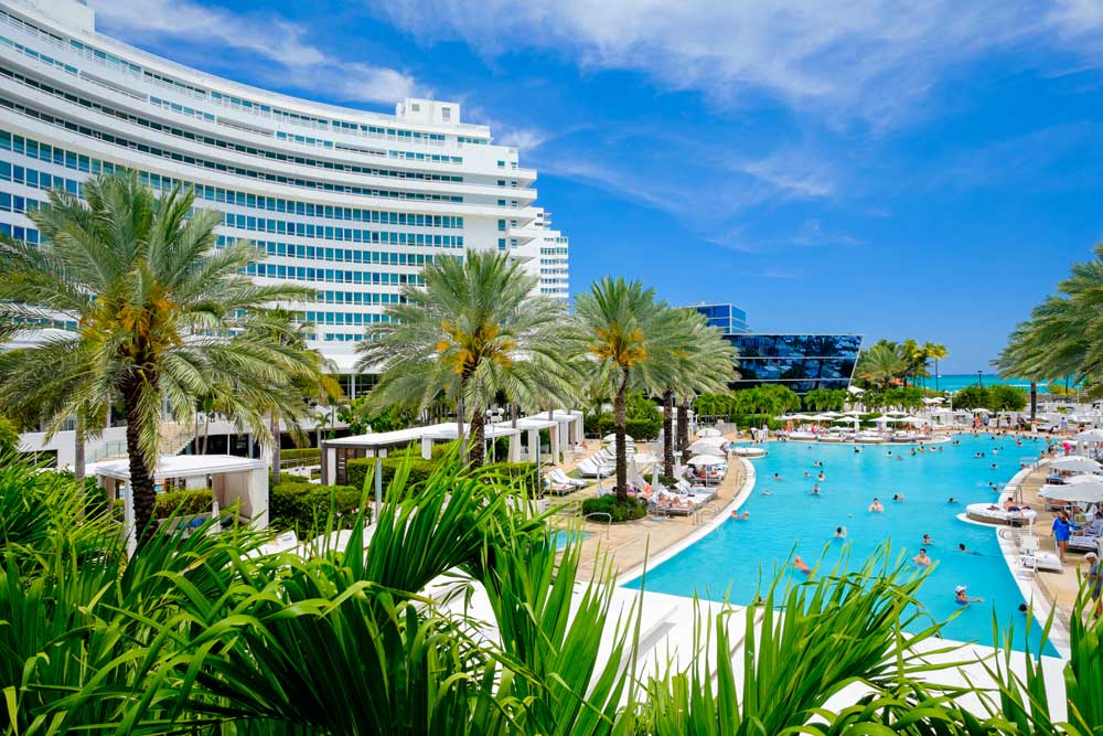 top-miami-oceanfront-hotels-with-balconies