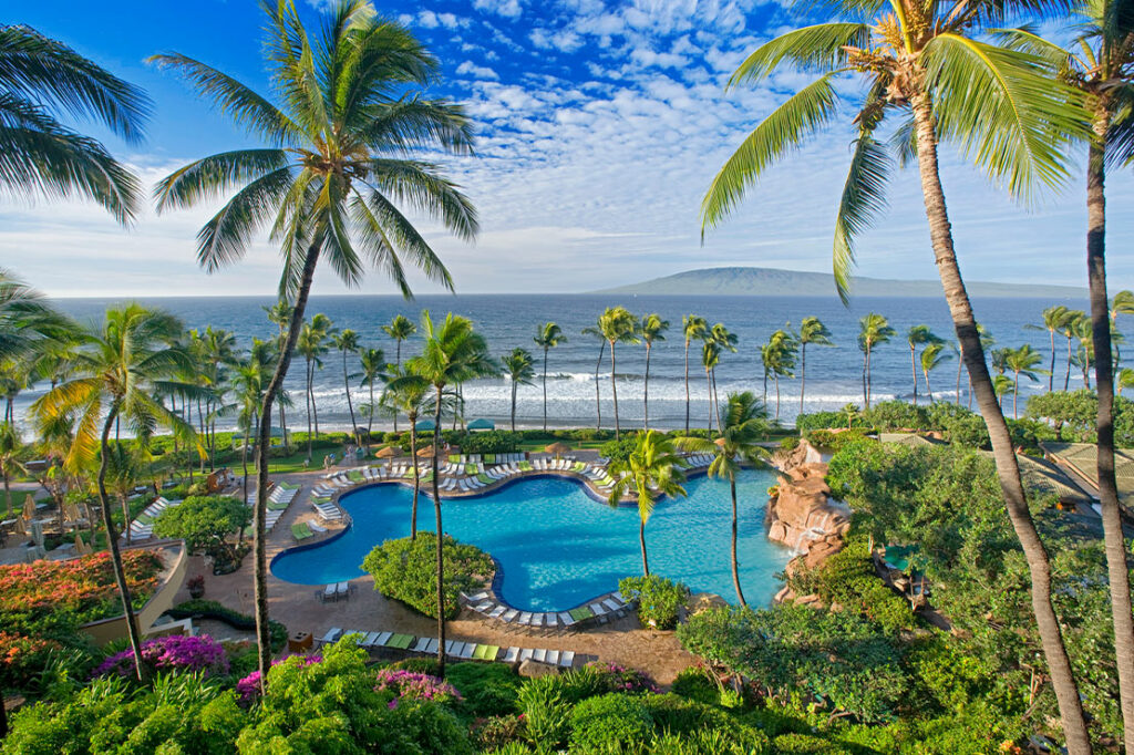 most-affordable-beach-resorts-hawaii