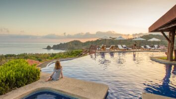 best-beachfront-resorts-costa-rica