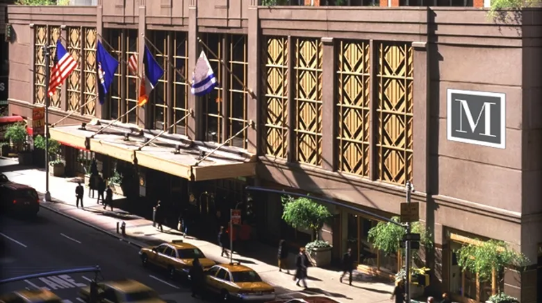 new-york-city-hotels-with-balconies